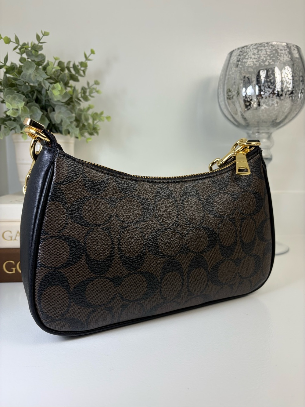 Coach Teri Shoulder Bag Brown - Picture 7 of 8